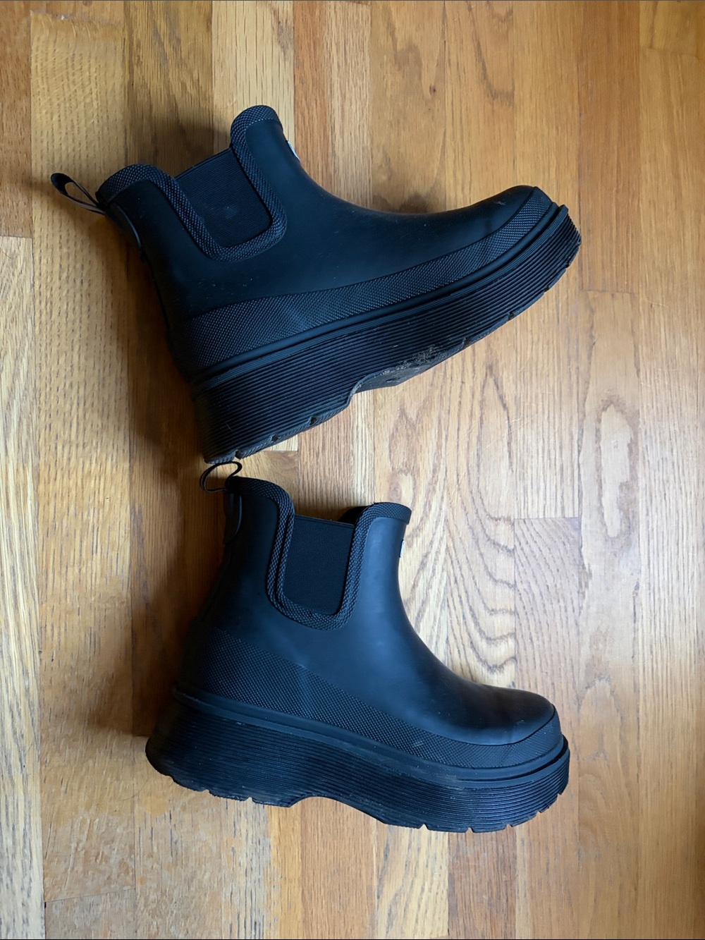 Chooka black waterproof platform rain boots 9